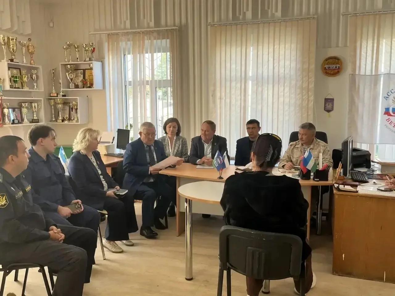 Нотариусы Башкортостана помогли жителям республики разобраться в сложных правовых вопросах