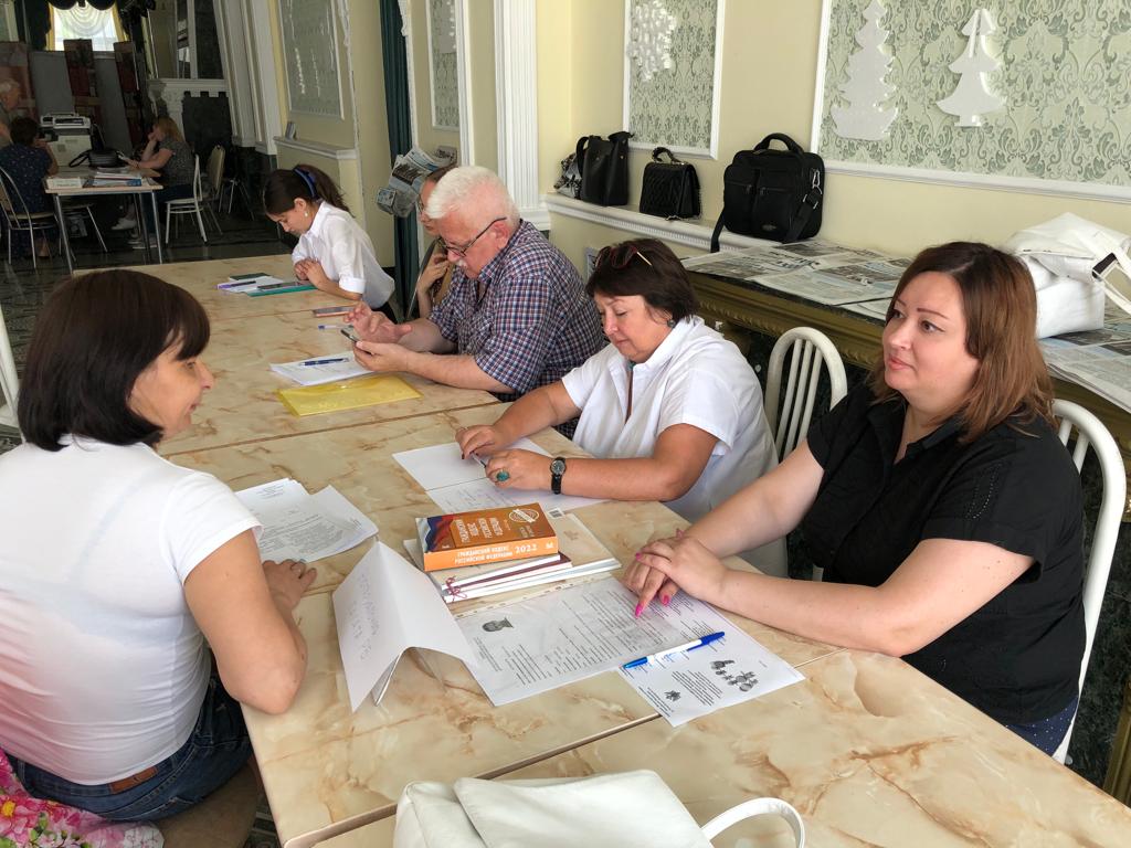 Представители Нотариальной палаты РБ ответили на вопросы беженцев 