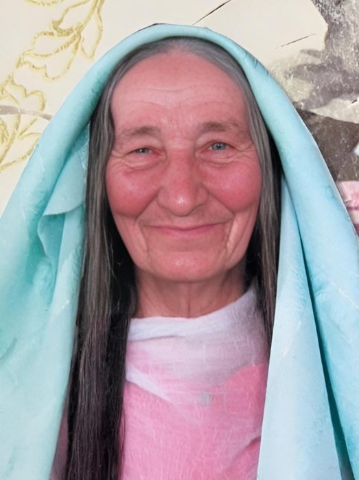 Имангулова Рагида Тухбатулловна (11.11.1929-09.10.2023). Труженик тыла. С 11 лет работала в колхозе в годы Великой Отечественной войны. Тётя нотариуса г. Уфы Фаткуллиной Д.Р.