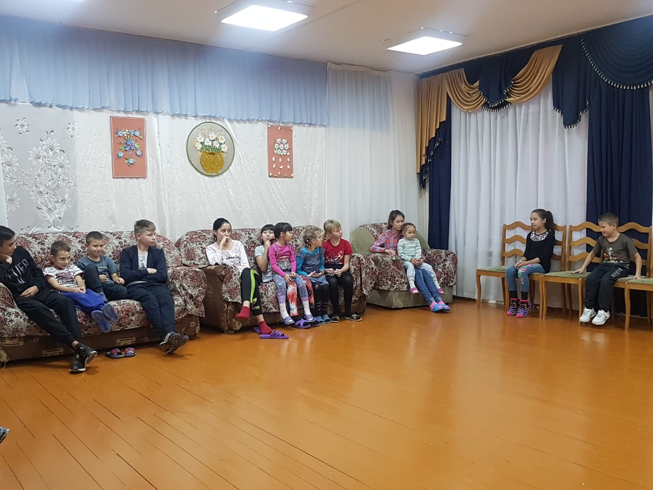Нотариусы посетили детский приют