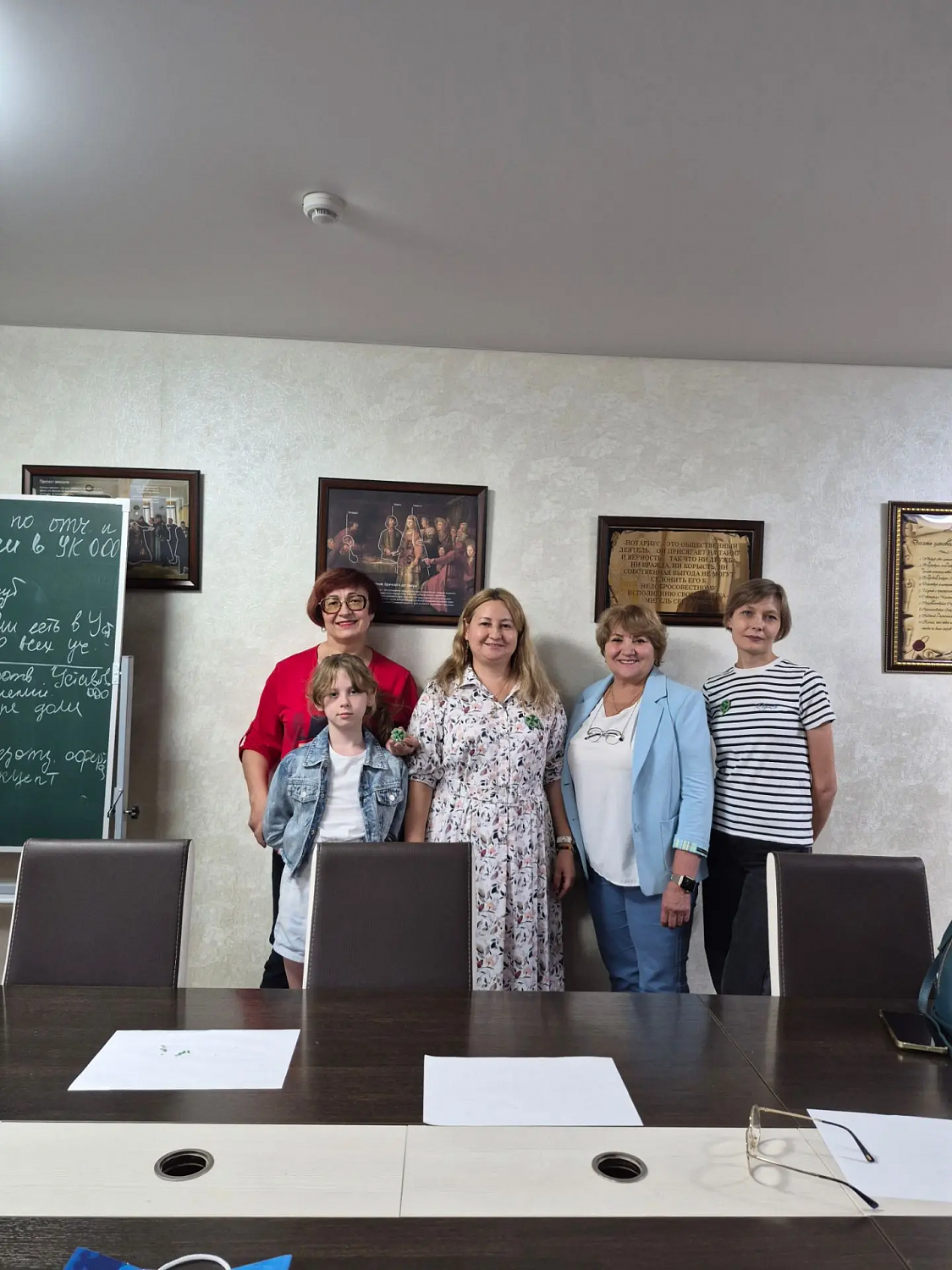 Творческая перезагрузка: в Нотариальной палате РБ прошел мастер-класс по рукоделию